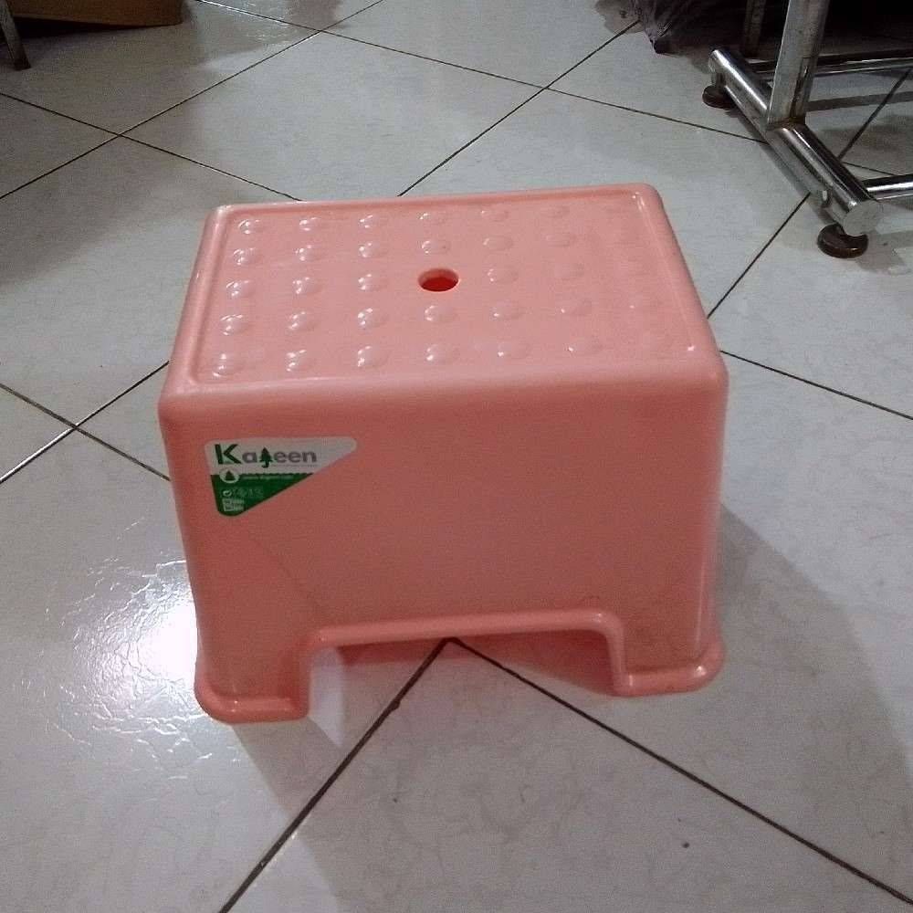 چهارپایه 25سانتی کاجین 501028