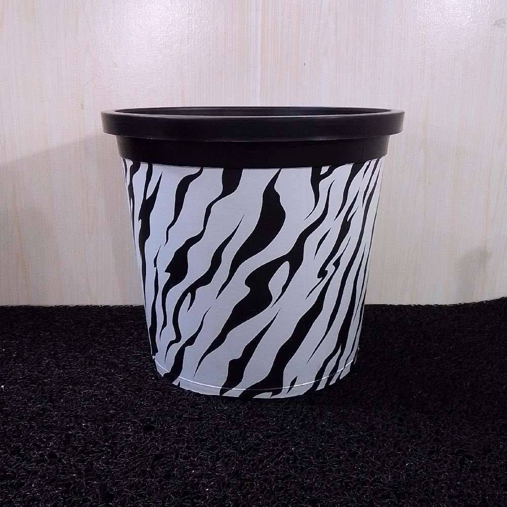 سطل رومیزی کوچک جهرمی 502193